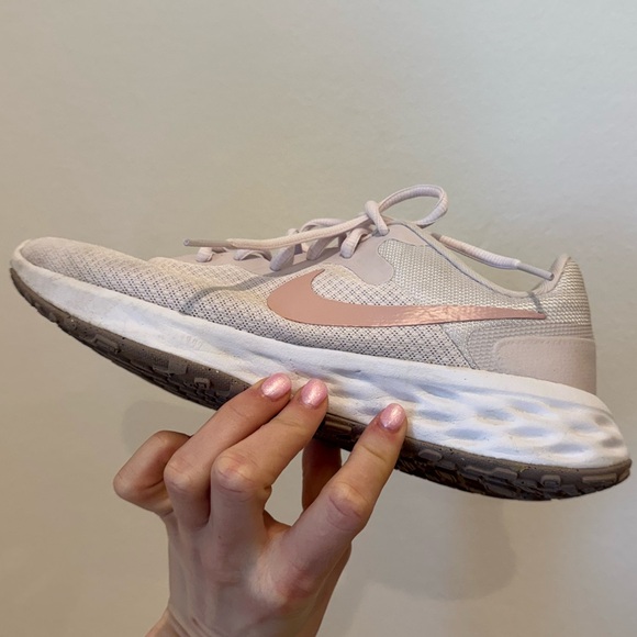 Nike Revolution 6 Women Light Pink Road Running Shoes Sneakers Size 8 - Picture 5 of 14